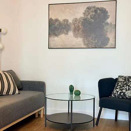 Ohmyhome Lotnisko 2 Apartamento Varsóvia